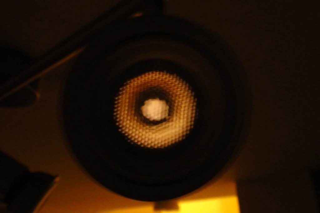 Haunted Passages: “The Lamp,” a flash fiction by Scott Daughtridge&nbsp;DeMer