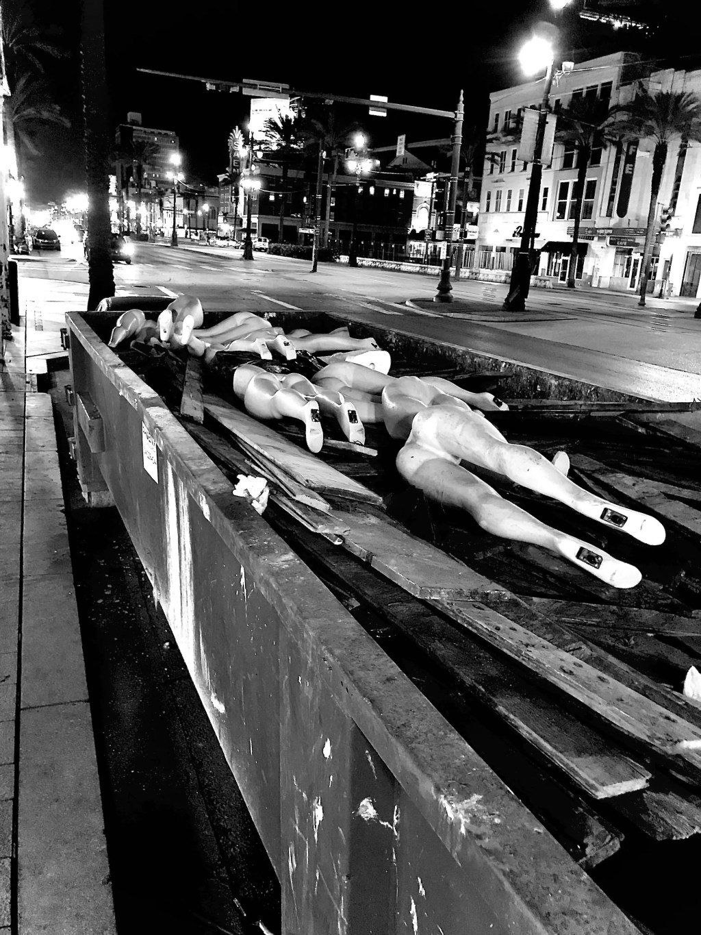 A Surreal Prose Poem for Haunted Passages: “Split” by Sayantani Roy